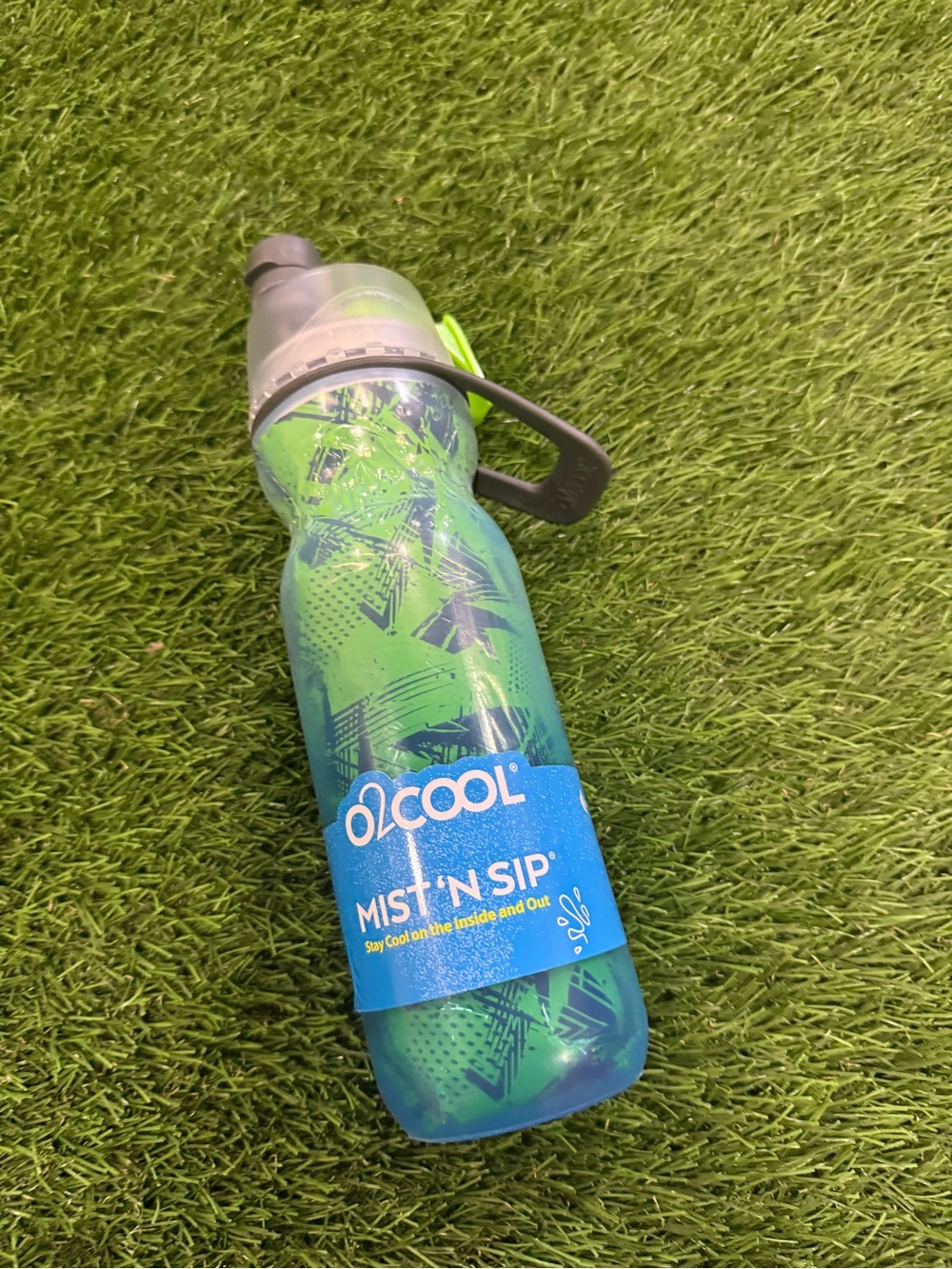 O2Cool Mist & Sip Water Bottles Sprayers